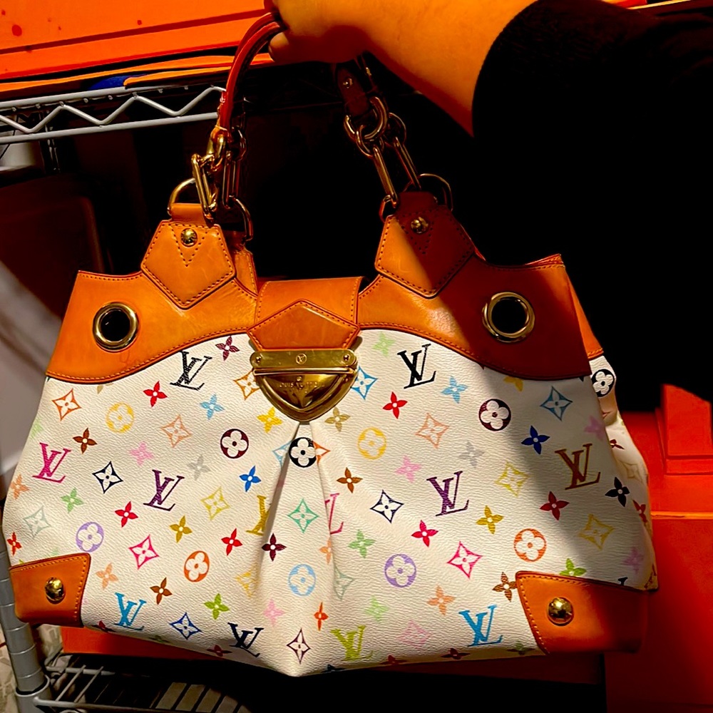 LV shoulder Bag